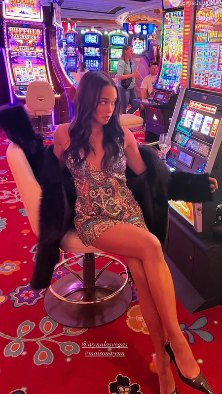 Laura Harrier photo 15 of 440