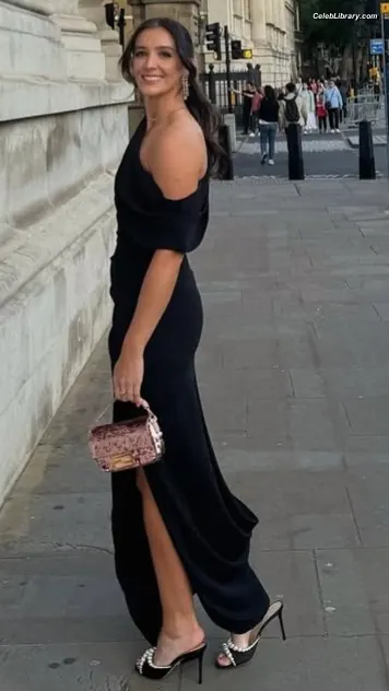 Laura Robson photo 7 of 128