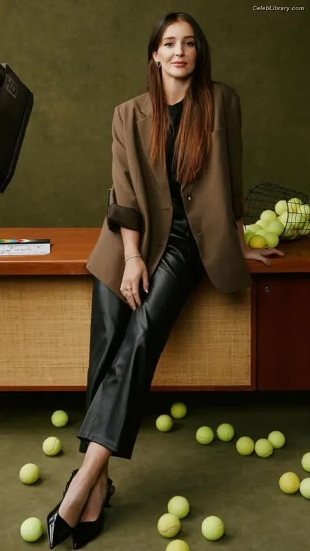 Laura Robson photo 2 of 129