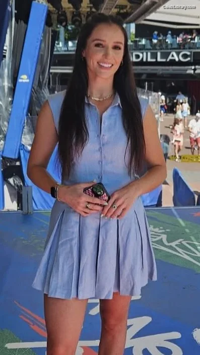 Laura Robson photo 15 of 129