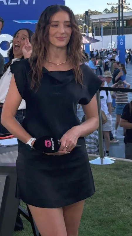 Laura Robson photo 11 of 129
