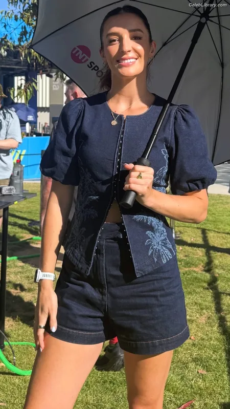 Laura Robson photo 18 of 129
