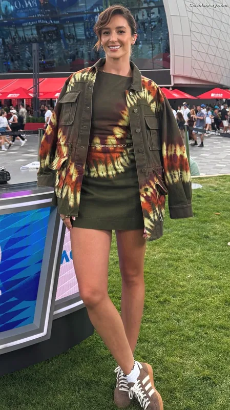 Laura Robson photo 23 of 129