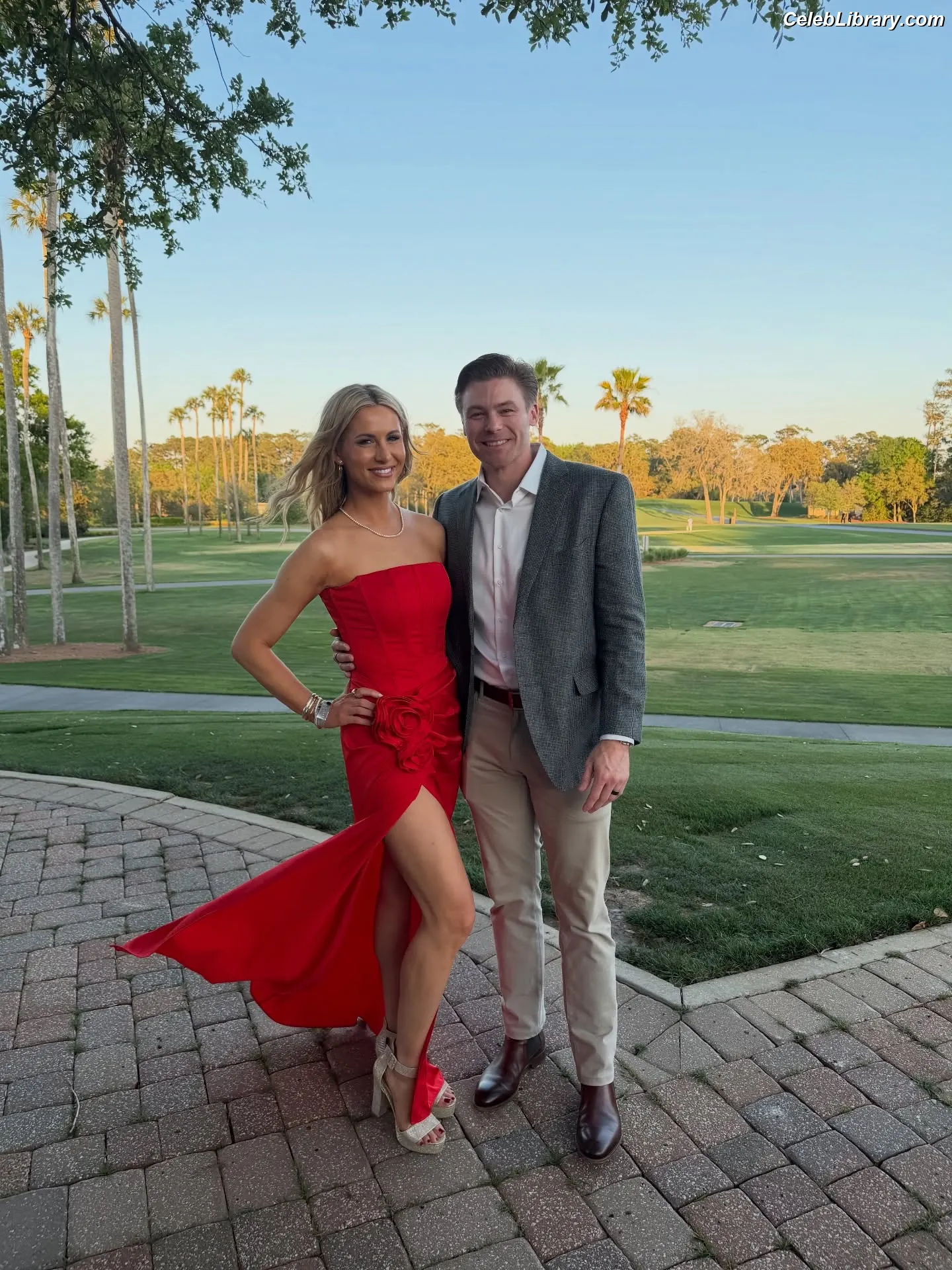 Laura Rutledge photo 19 of 406