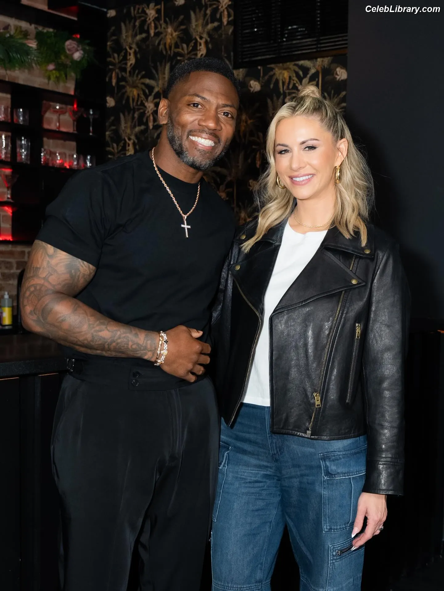 Laura Rutledge photo 15 of 406