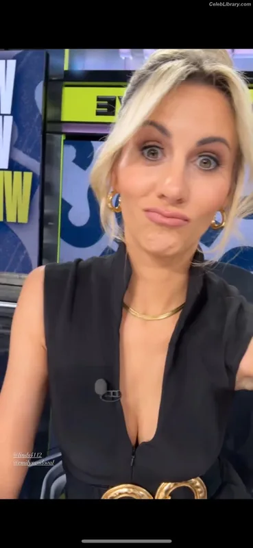 Laura Rutledge photo 16 of 407