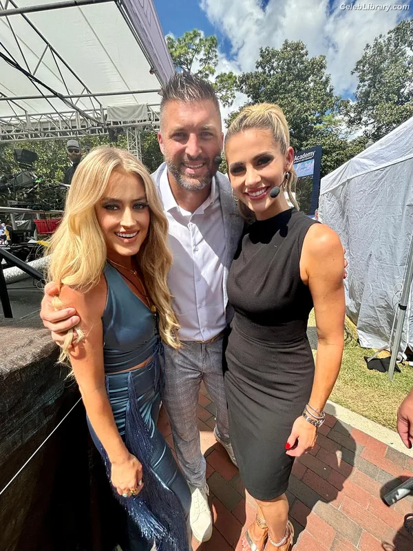 Laura Rutledge photo 10 of 407