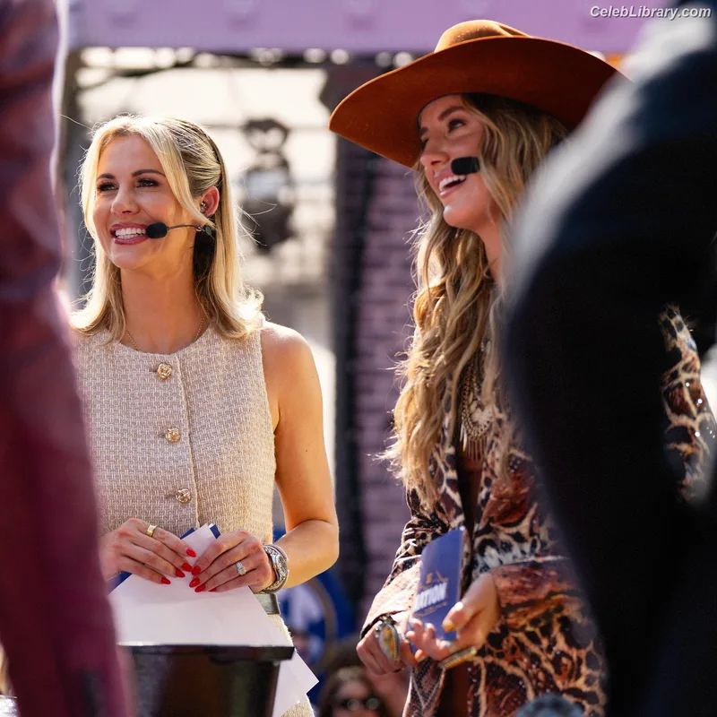 Laura Rutledge photo 3 of 407