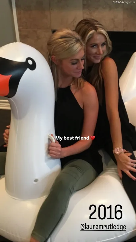 Laura Rutledge photo 8 of 407