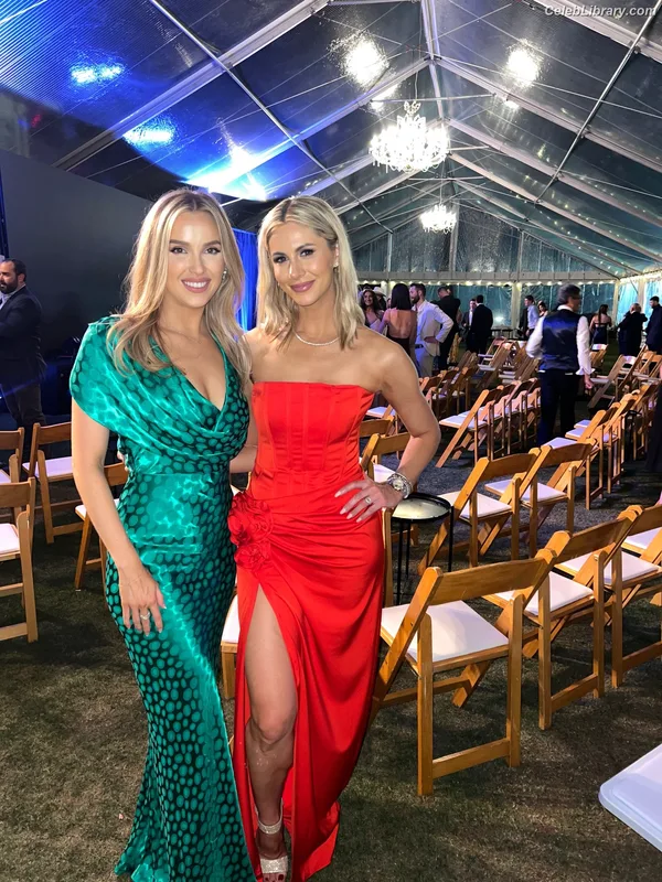 Laura Rutledge photo 22 of 407