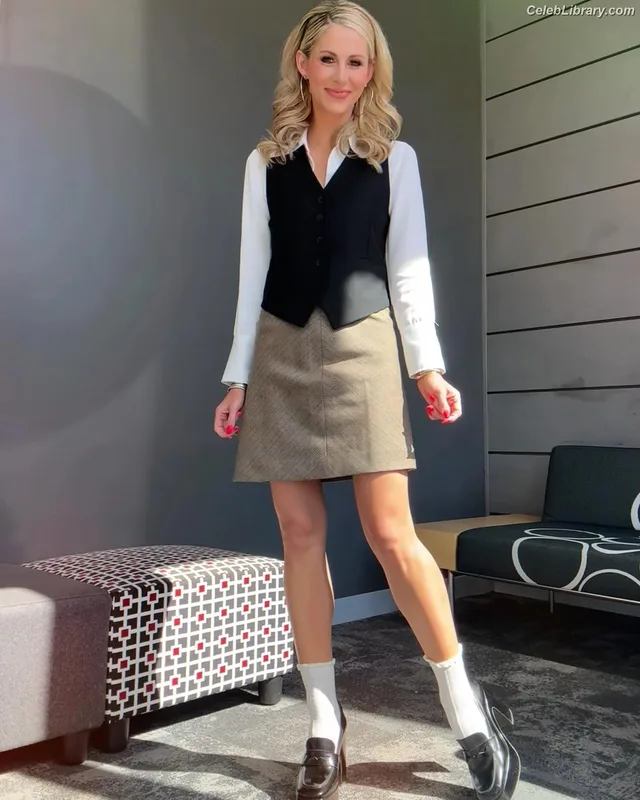 Laura Rutledge photo 15 of 407