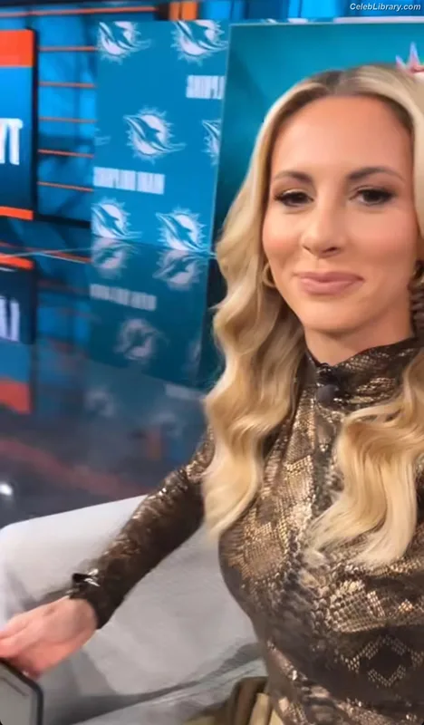 Laura Rutledge photo 2 of 407