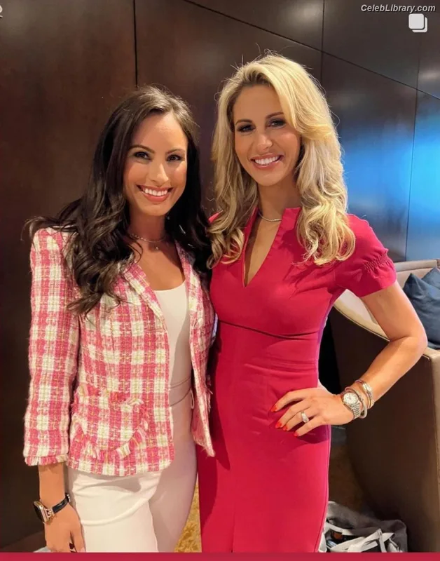 Laura Rutledge photo 4 of 407