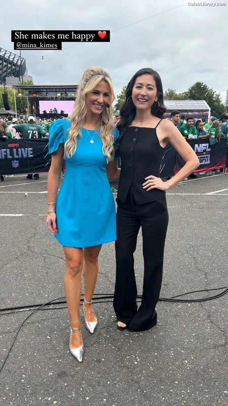 Laura Rutledge photo 17 of 407