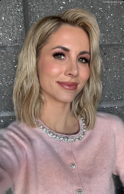Laura Rutledge photo 19 of 407