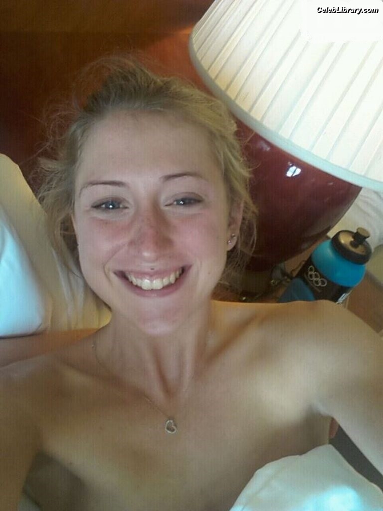 Laura Trott photo 14 of 17