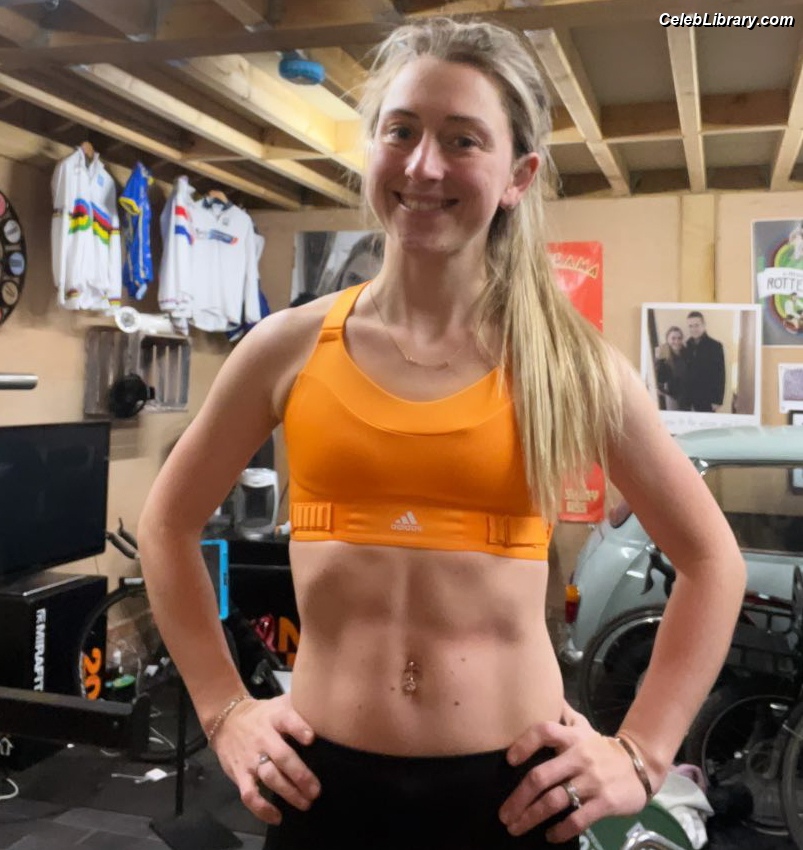 Laura Trott photo 17 of 17