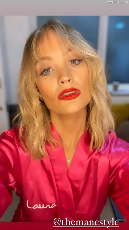 Laura Whitmore photo 2 of 7