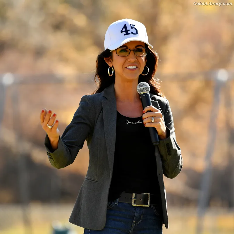 Lauren Boebert photo 6 of 239