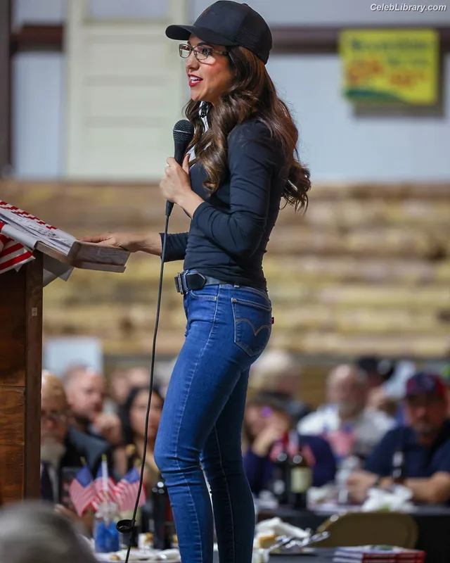 Lauren Boebert photo 9 of 239