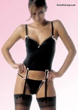 Lauren Cohan photo 10 of 433