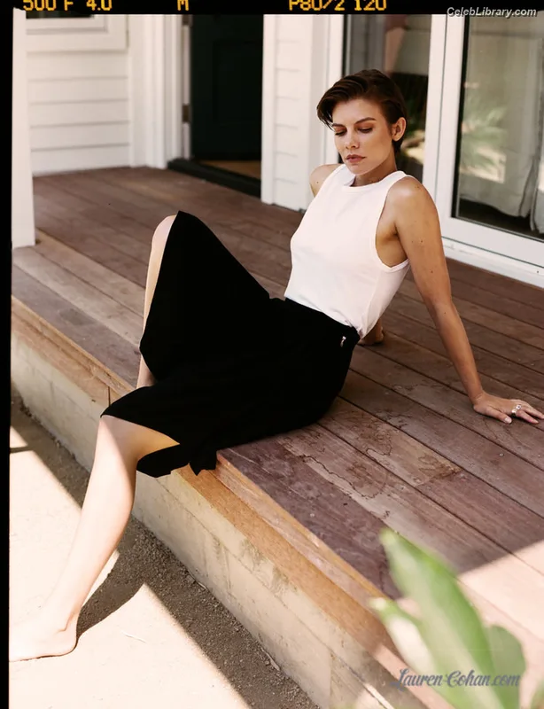 Lauren Cohan photo 21 of 433