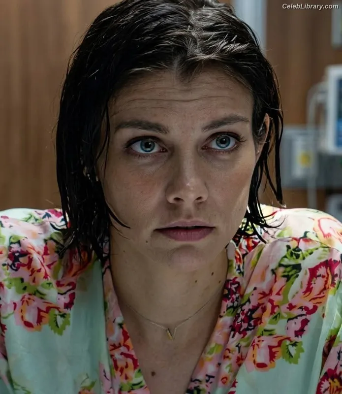 Lauren Cohan photo 20 of 433