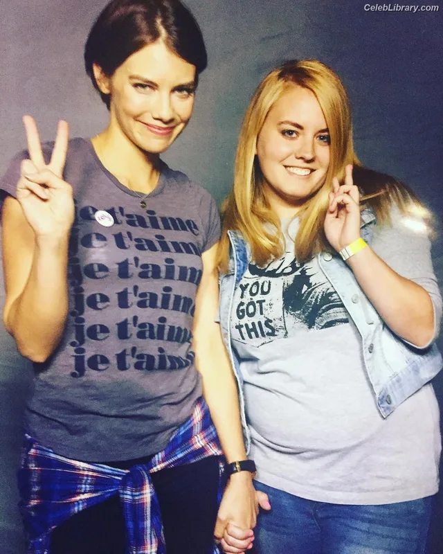 Lauren Cohan photo 21 of 433