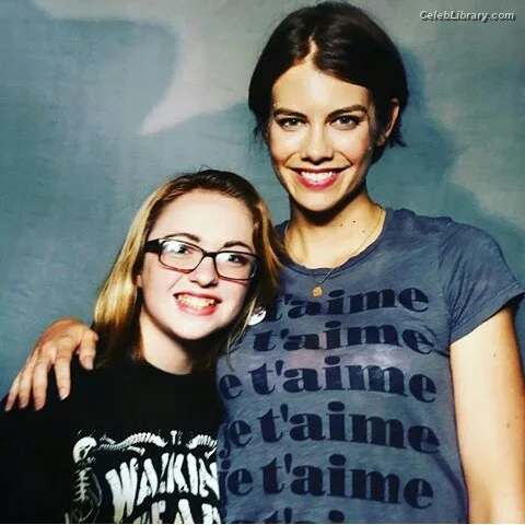 Lauren Cohan photo 24 of 433
