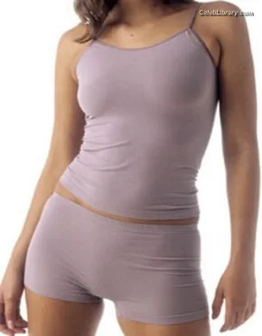 Lauren Cohan photo 23 of 433