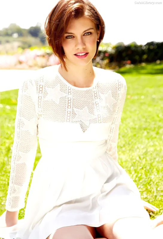 Lauren Cohan photo 4 of 433