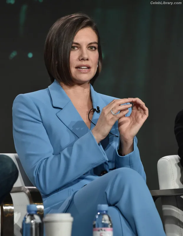 Lauren Cohan photo 5 of 433