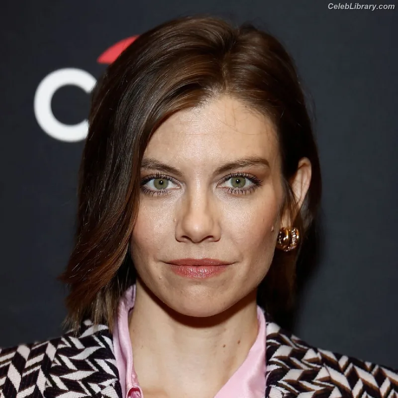 Lauren Cohan photo 21 of 433