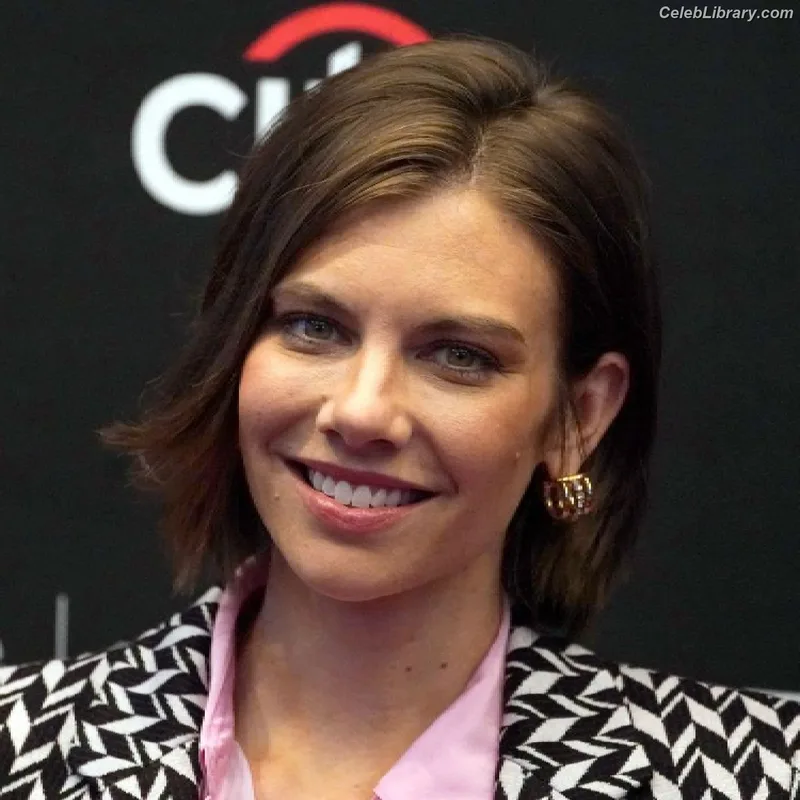 Lauren Cohan photo 2 of 433