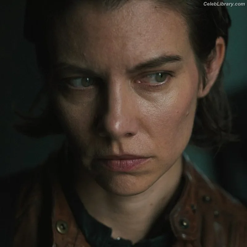 Lauren Cohan photo 4 of 433