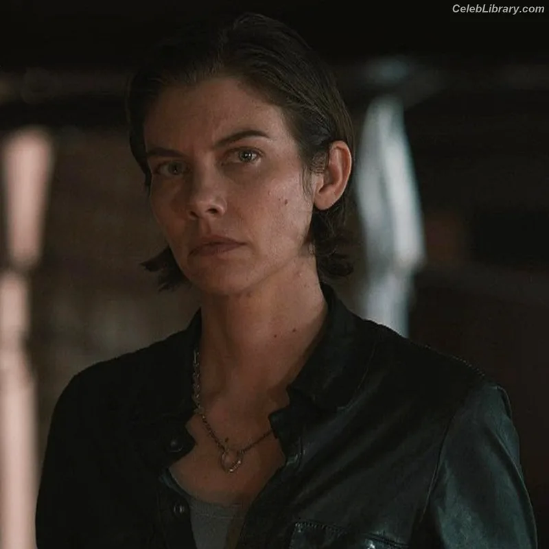 Lauren Cohan photo 8 of 433
