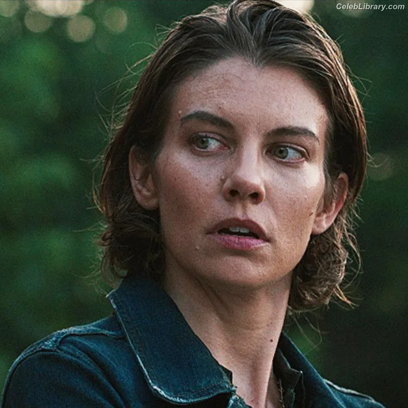Lauren Cohan photo 12 of 433