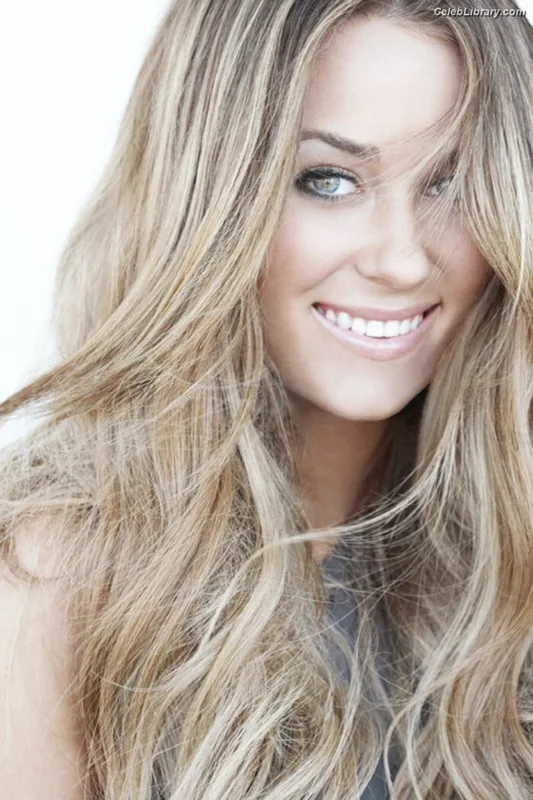 Lauren Conrad photo 19 of 26