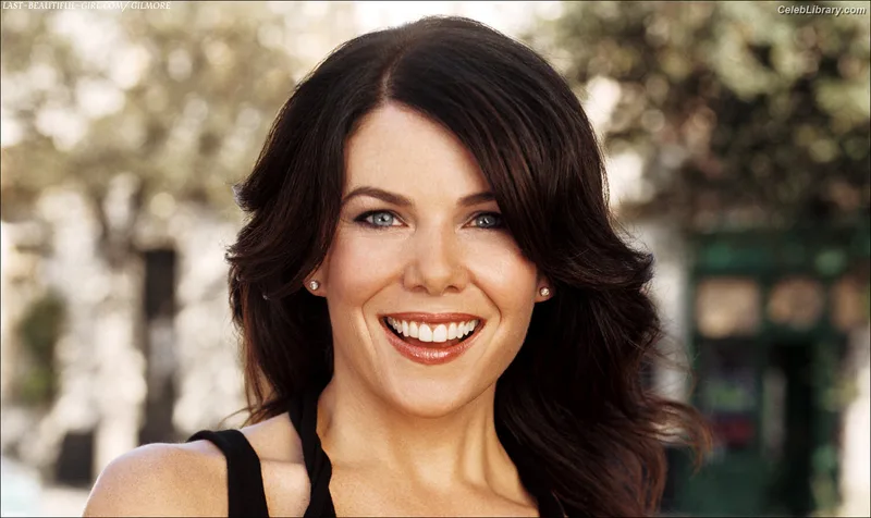 Lauren Graham photo 7 of 22