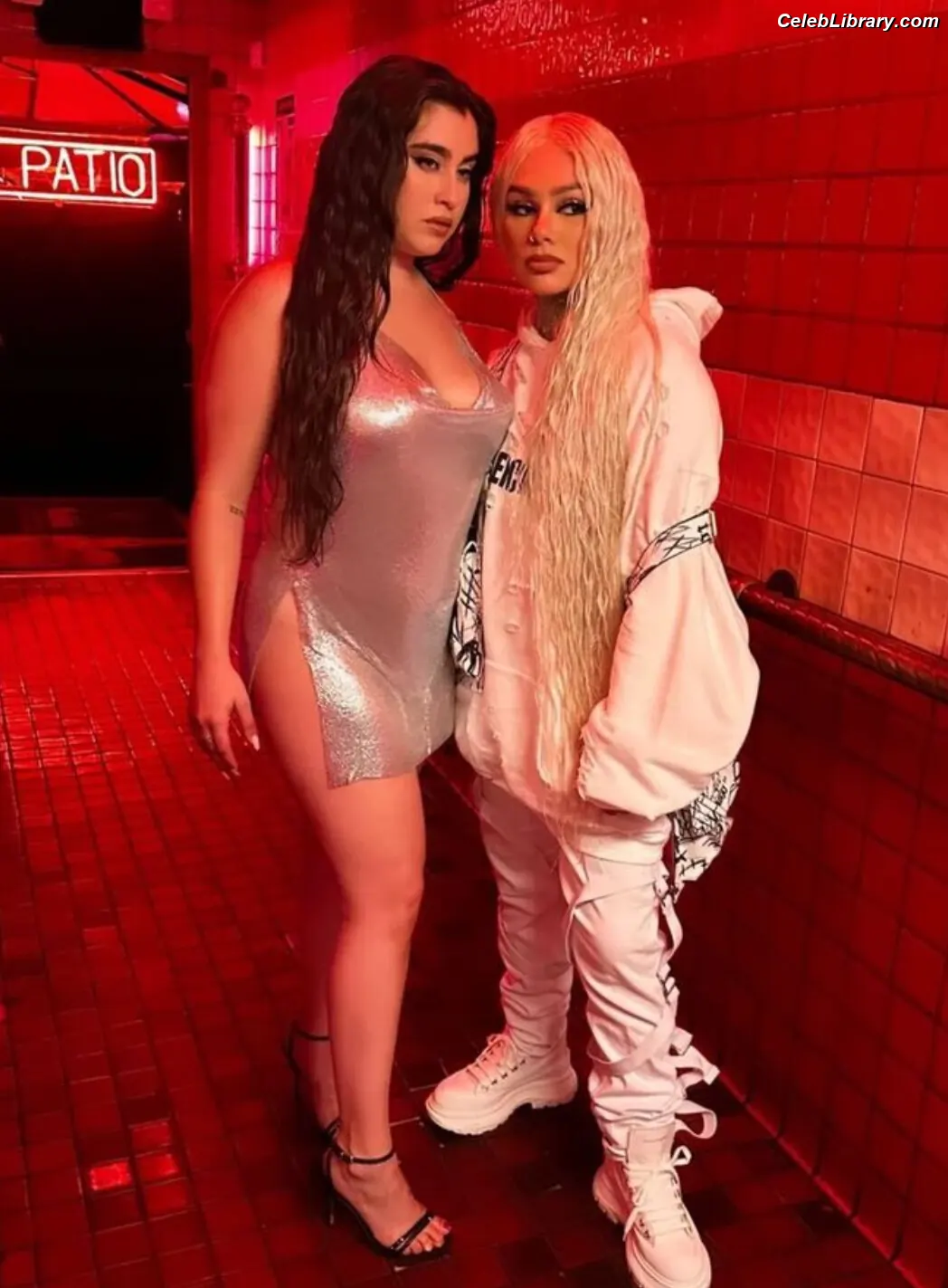 Lauren Jauregui photo 3 of 680