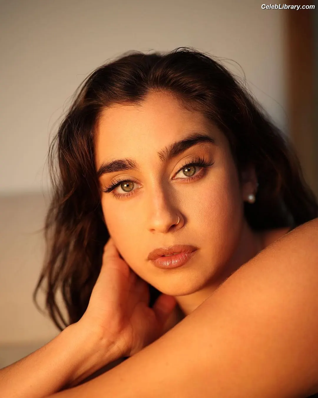 Lauren Jauregui photo 10 of 680