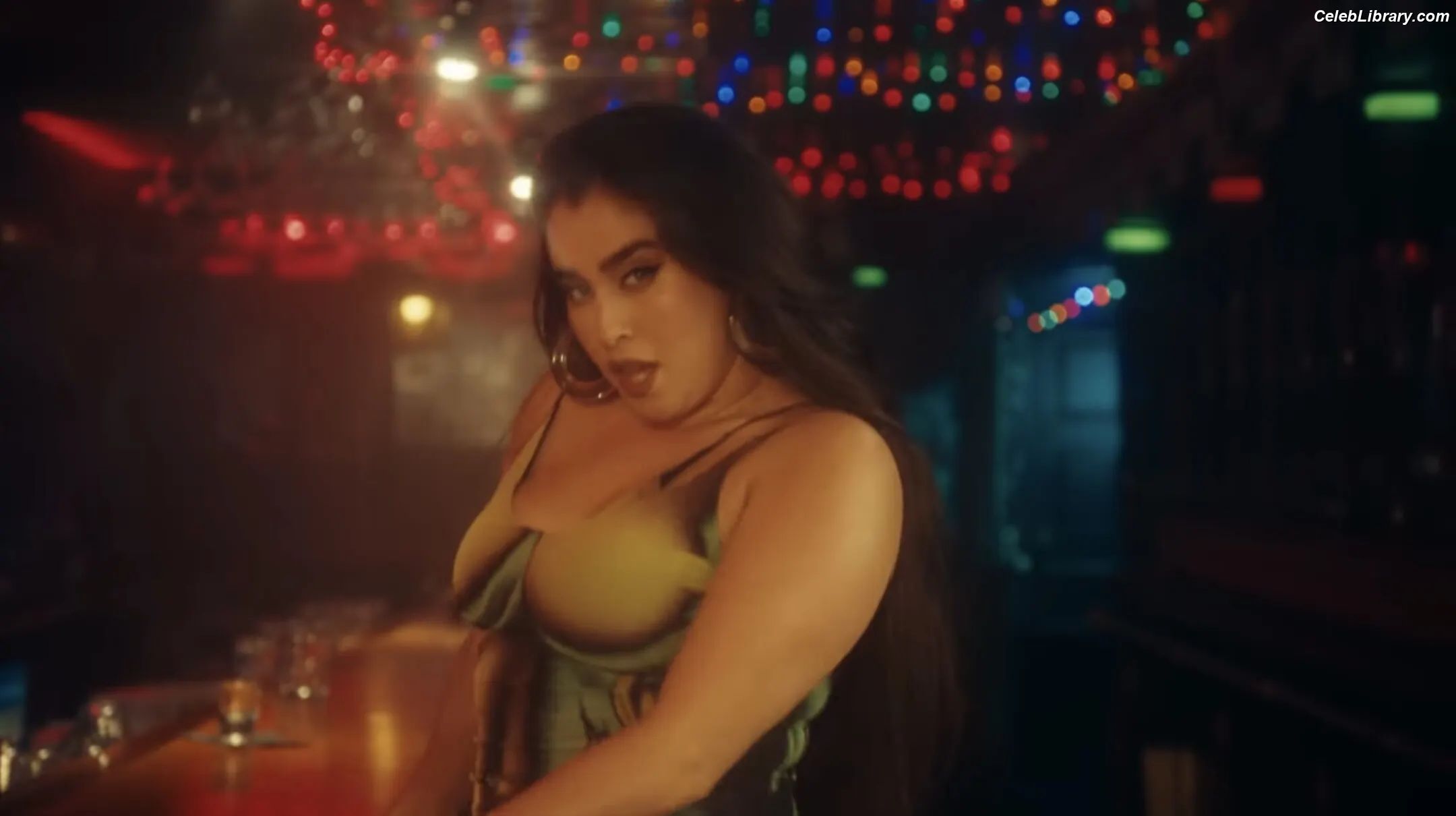 Lauren Jauregui photo 21 of 680