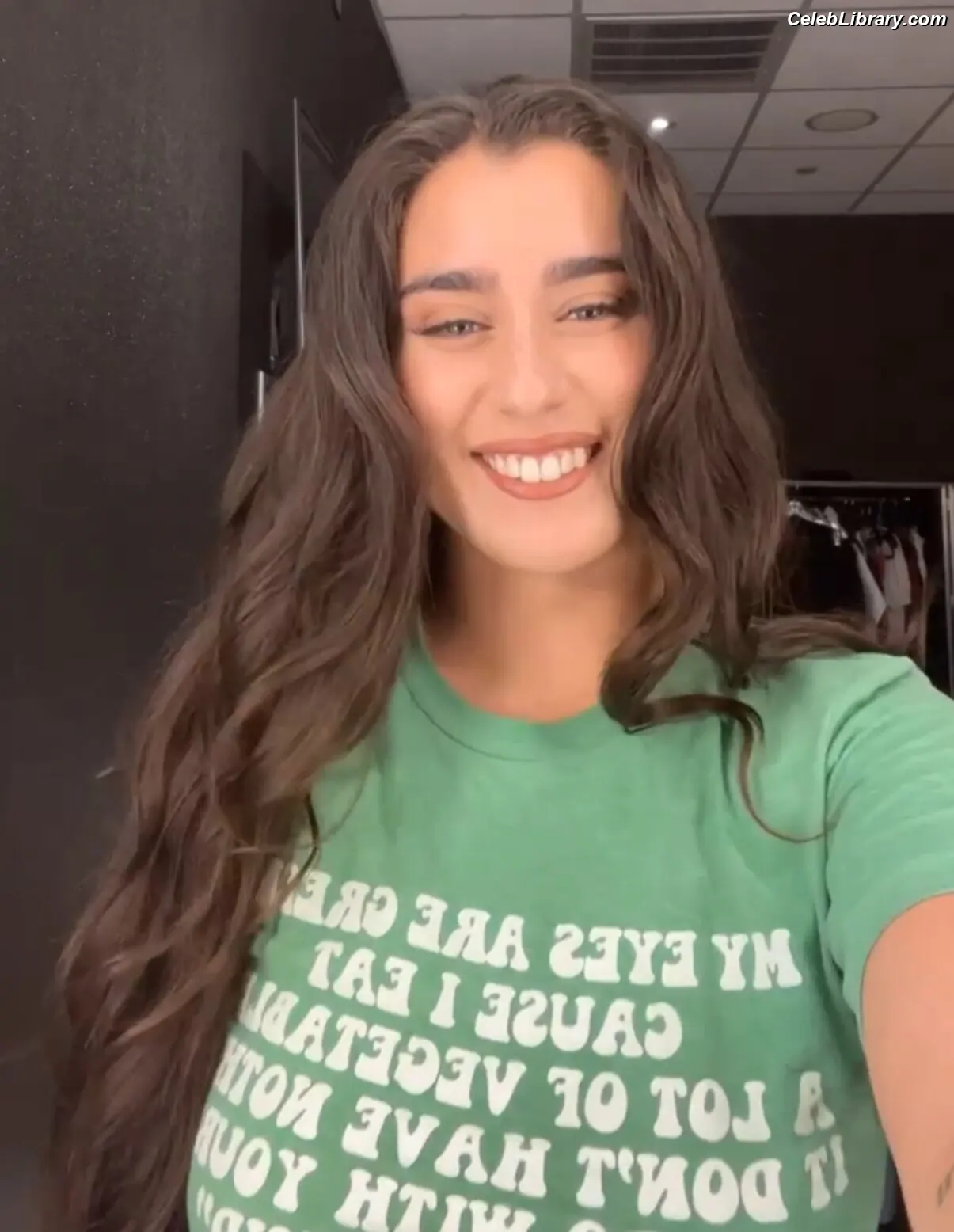 Lauren Jauregui photo 11 of 680