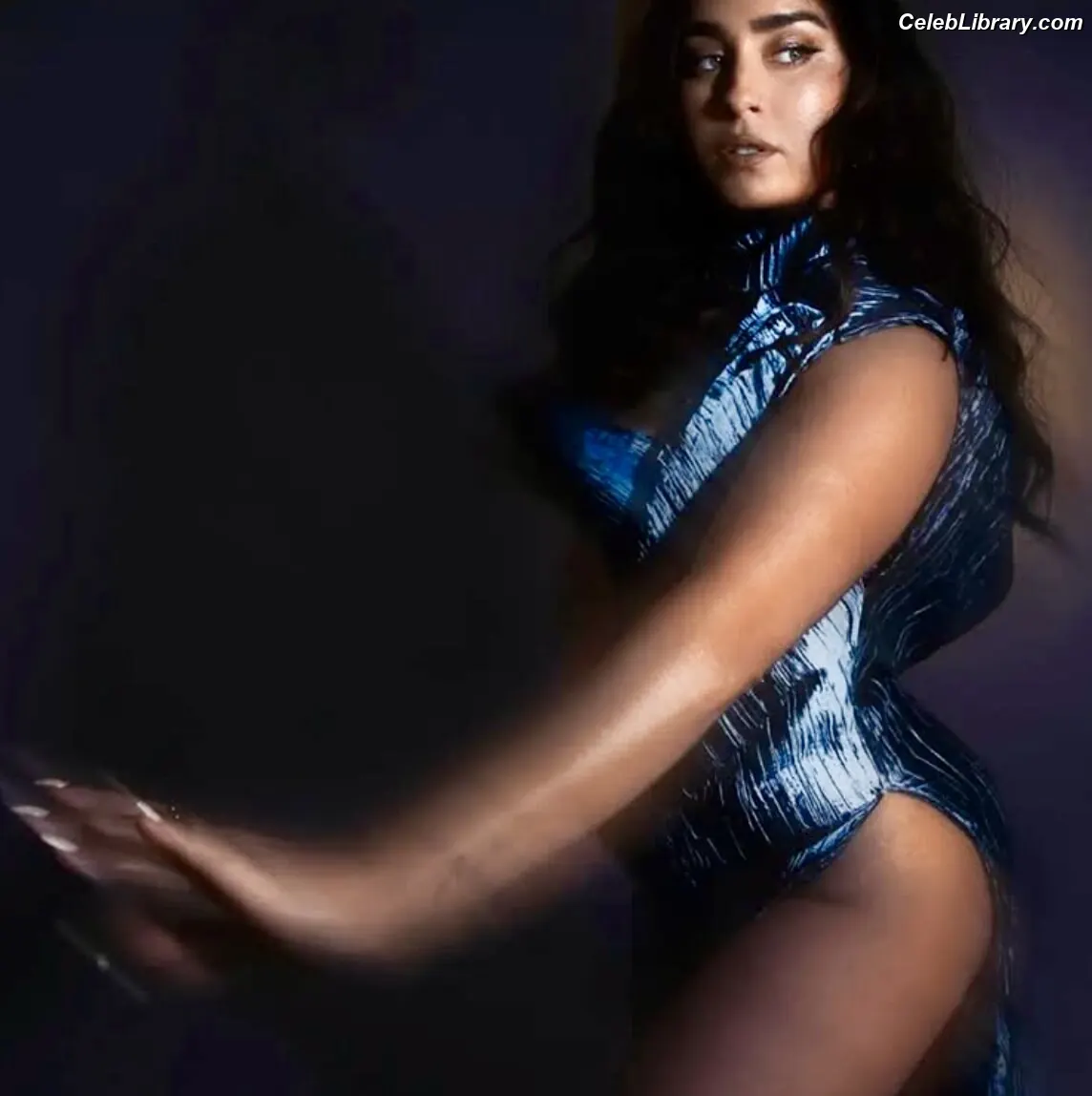 Lauren Jauregui photo 12 of 680