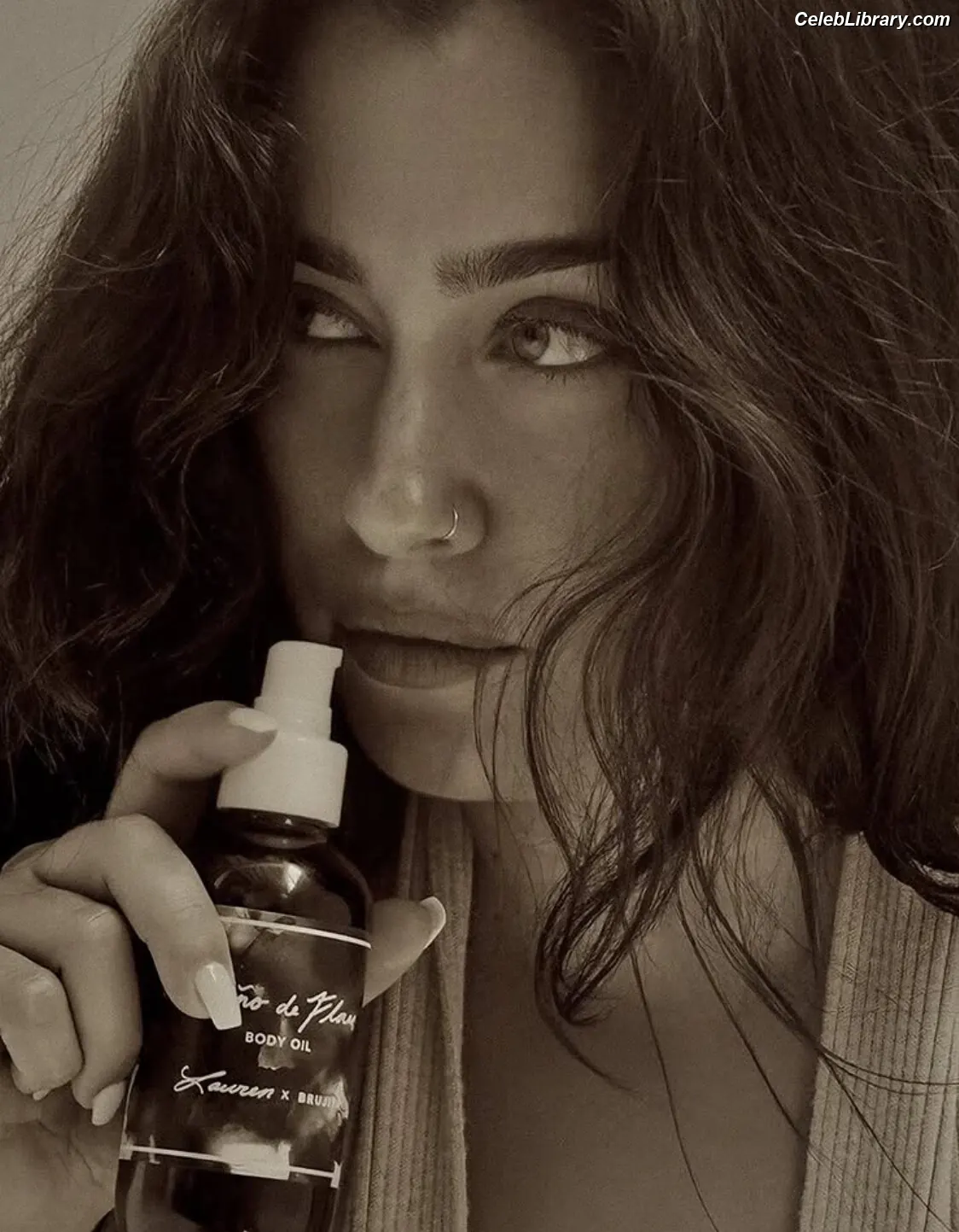 Lauren Jauregui photo 18 of 680