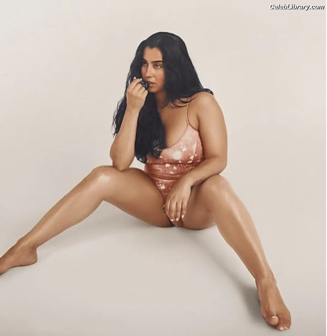 Lauren Jauregui photo 22 of 680