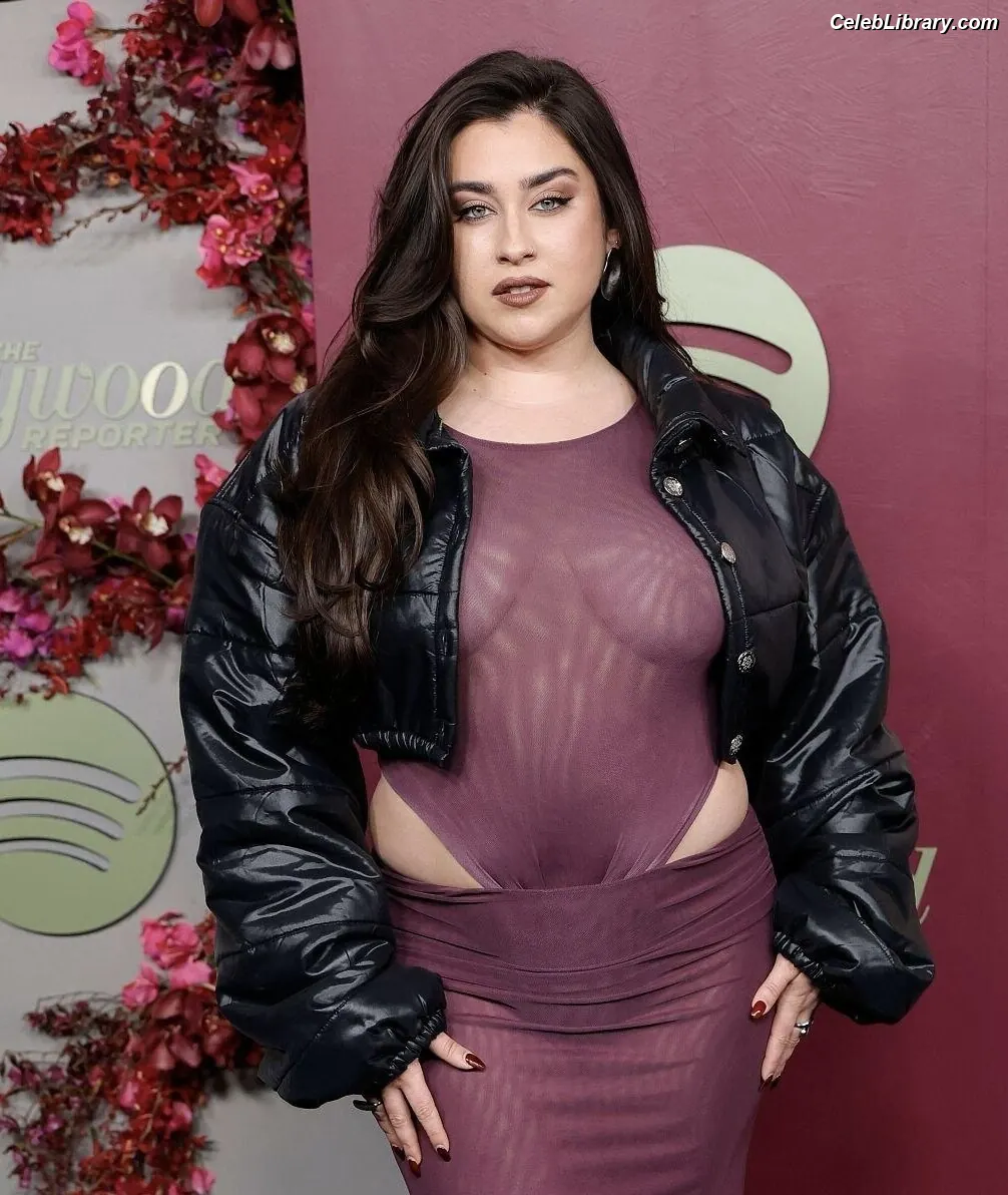 Lauren Jauregui photo 22 of 680