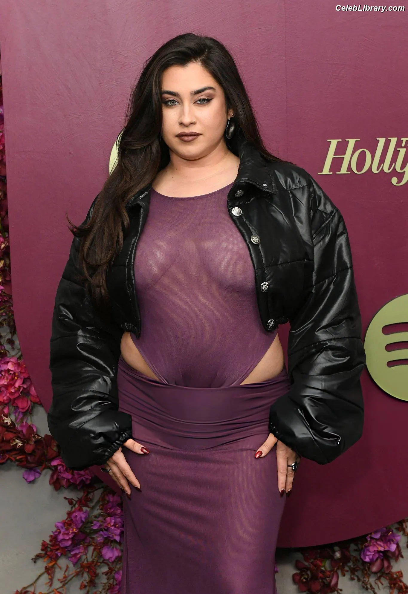 Lauren Jauregui photo 23 of 680