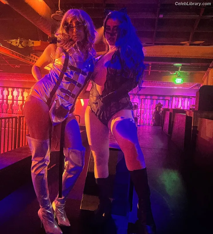 Lauren Jauregui photo 7 of 678