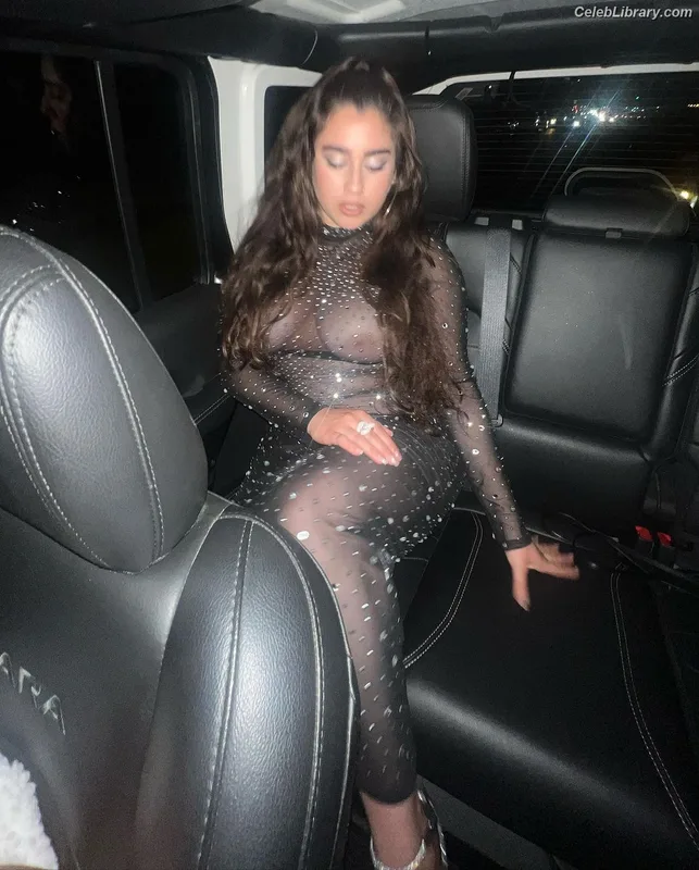 Lauren Jauregui photo 13 of 678